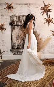 We did not find results for: Minimalistisches Bohmisches Brautkleid Mit Tiefem V Ausschnitt