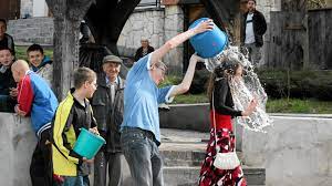 See a recent post on tumblr from @cricketcat9 about śmigus dyngus. Smigus Dyngus Skad Sie Wzial Ten Zwyczaj Kiedy Obchodzimy Lany Poniedzialek