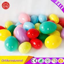 Depuis plusieurs siècles, il est interdit de sonner les cloches des églises catholiques entre le jeudi saint et le dimanche de pâques, en signe de deuil. Chine Oeuf De Paques Jouet En Plastique De Bricolage Pour Les Enfants Comme Un Don Acheter Diy Jouet Sur Fr Made In China Com