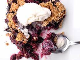 Red White And Blueberry Crisp Blueberry Crisp Berry Crisp Sweet Treats Recipes