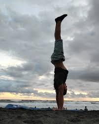 What does the word nomadic mean?. Handstand Phone Wallpaper Street Workout Handstand Progression Outdoor Workouts