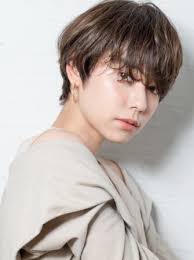 アラフォー女性必見 畑野ひろ子 に学ぶ 美人ハンサムショート bangs バングス ショートのヘアスタイル ハンサムショート スタイリスト