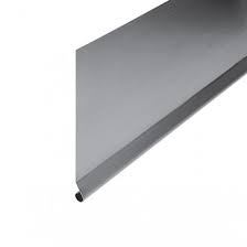 Notre réseau national d'agences spécialiste, propose une large gamme de produits et solutions de couverture pour la toiture en zinc ou autres métaux (acier, aluminium, inox, cuivre), des tuiles en terre cuite ou. Bande De Zinc Faconnee Pour L Etancheite Toiture Distriartisan