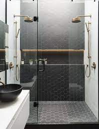 While trying to decide how to finish this bathroom i turned to my pinterest board, where i had pinned numerous bathrooms that i decided all fall into the category of 'modern industrial'. Deco Salle De Bain Pinterest Carrelage Hexagonal En Noir Avec Douche Bathroom Interior Design Bathroom Layout Modern Bathroom
