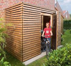 It Should Be Strictly Geometric The Bicycle Garage No Equally Necessary Bicycle Equally Garage G Gartenhaus Selber Bauen Schuppen Ideen Gartenhaus