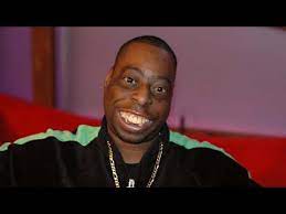 Lester green (born june 2, 1968), better known by his stage name beetlejuice, is an american entertainer, actor, and member of the the howard stern show's wack pack. Beetlejuice Gets New Teeth Howard Stern Show Part 1 Youtube
