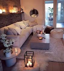 Many Young People Choose To Buy A Small Apartment For Themselves First Such A Hous Deco Salon Cocooning Decoration Salon Appartement Idee Deco Salon Cocooning