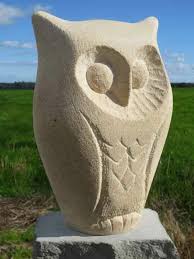 Gartenskulpturen Stein Eule Gartenfigur In 2020 With Images Garden Sculptures Stone Garden Sculpture Sculpture