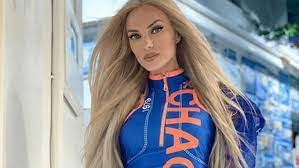 Πριν από λίγες ημέρες έγινε γνωστό ότι η τζούλια νόβα ετοιμάζεται να παντρευτεί με τον σύντροφό της, μιχάλη βιτζηλαίο. Tzoylia Noba Den Mageireyw Alla Ftiaxnw Ydraylika Kai Hlektrologika