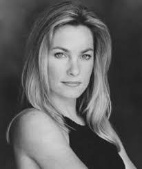 Paula Irvine's Instagram, Twitter & Facebook