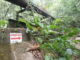 Challenging but rewarding hike für gunung nuang. Water Pipe Is Another Guide For Trail To Nuang Picture Of Gunung Nuang Hulu Langat District Tripadvisor