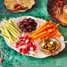 Intersperse some lighter appetizers amongst the rich dips and christmas cookies, and your guests will thank you for it. 71 Easy Christmas Appetizer Recipes And Hors D Oeuvres Too Epicurious