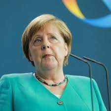 Wie kann man nur so geschmacklos sein? News Im Video Angela Merkel Lustige Reaktion Auf Handy Klingelton Brigitte De