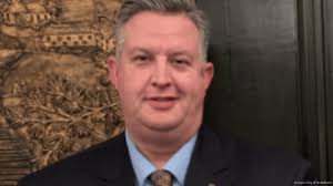 High salaries should benefit the community