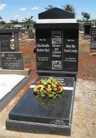 English:the grave of hector pieterson at avalon cemetery, soweto, johannesburg, south africa. Avalon Cemetery Zxc Wiki
