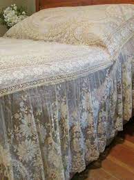 the finest antique french normandy lace coverlet c1900 ever found point de paris yatak odasi ic mekan ev icin karyola