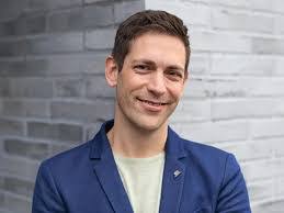 Irene Schatz's Instagram, Twitter & Facebook