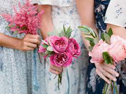 Highly traditional and popular, nosegay bouquets are round bouquets consisting of a tight bunch of flowers. 24 Posy Bouquet Ideas You Re Sure To Love