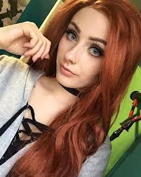 Resultado de imagen para imagenes de mujeres de pelo rojizo