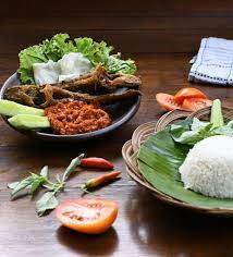 Pecel Lele Makanan