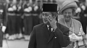At the time of his birth, the standard transcription was soeharto and he preferred the original spelling. Bangkit Dan Terpuruknya Soeharto Dihantam Resesi