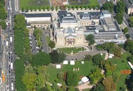 Ziel war es, das völlig heruntergekommene schloss und. Hessisches Staatstheater Wiesbaden Wikipedia