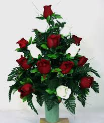 Maybe you would like to learn more about one of these? 150 Memorial Day Flowers Ideas In 2021 Cemetery Flowers Grave Flowers Memorial Flowers