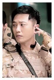 Yo hi guys actually i started to watch descendants of the sun this year (2019 march). 36 Jin Goo Ideas Jin Goo Jin Korean Actors