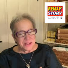 Stacy Pomeroy's Instagram, Twitter & Facebook