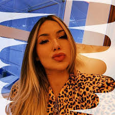 Karen Ladner's Instagram, Twitter & Facebook