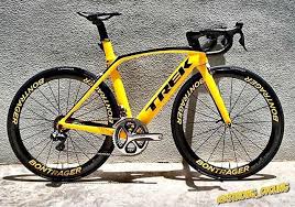 Pin By Efdal Yurekli On Road Bike Black White Road Bike Cycling Bicycle Folding Mountain Bike