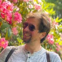 70+ perfiles de «Gradov»