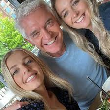 Phillip Schofield's daughters unfollow Holly Willoughby