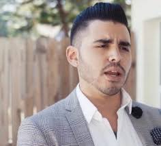 Raphael Vargas's Instagram, Twitter & Facebook