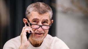 Střet zájmů českých politiků evropský parlament odhlasoval výraznou většinou politickou deklaraci o střetu zájmů andreje babiše. Babis Beszelt Matoviccsal Juniusban Esedekes A Cseh Szlovak Hatar Megnyitasa Korkep Sk