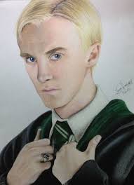 This tutorial shows the sketching and drawing steps from start to finish. Davide Zezza Art On Twitter Drawing Draco Malfoy Tom Felton Art Drawing Harrypotter Dracomalfoy Tomfelton Https T Co R7vm8figdc