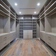 Tk Diseno Y Conveniencia Interior Del Vestidor Conveniencia Del Diseno In 2020 Ankleidezimmer Design Master Schrank Design Schrank Renovierung