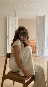 Karlie MacPherson (karliemacpherson)