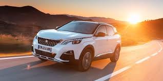 The peugeot 3008 is a compact crossover suv unveiled by french automaker peugeot in may 2008, and presented for the first time to the public in dubrovnik, croatia. Erster Test Peugeot 3008 Hybrid4 Eine Perfekt Gespaltene Personlichkeit