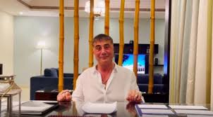 Sedat peker'in milyonlarca izlenen videoları hakkında bir espri ise dilden dile dolaşıyor son olarak bu konuda önemli bir adım geldi ve suçlamaların hedefindeki isimlerden birisi olan i̇çişleri diğer yandan, sedat peker'in hazırladığı videolar büyük ilgi görürken, şu ana kadar youtube'da yayınladığı 5 video. Sedat Peker In Internet Sitesine Engelleme Karari Independent Turkce