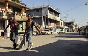 Вооруженные банды захватили и разграбили Национальную библиотеку Гаити -  NEWS.ru — 04.04.24