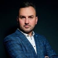 20+ "Robert Jaskiewicz" profiles