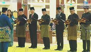 Prime minister datuk seri najib razak announced a cabinet reshuffle yesterday that sees datuk seri dr ahmad zahid hamidi appointed deputy prime minister, as well as seven new ministers and nine new deputy ministers. Remaining Malaysian Cabinet Ministers Sworn In The Online Citizen Asia