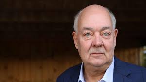 Kendt politiker raser over kritik af betalt parkering: