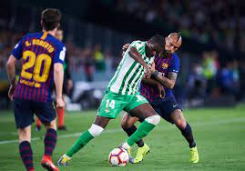 He spent most of his career with sporting cp since making his debut with the first team at age 18. Wolves And Leicester Could Make A Move For William Carvalho Sportslens Com