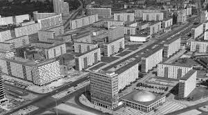 Wir wünschen ihnen auf der entdeckungstour in unseren seiten viel spaß und würden uns freuen, sie einmal persönlich in unseren praxen begrüßen zu dürfen! Haus Der Gesundheit Wikiwand