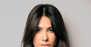 Power Women: Elle Cameron-Kaufman of The Creatives Group On How To  Successfully Navigate Work, Love and Life As A Powerful Woman