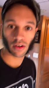 Beauty tips from @Michael 💅💇 #kingstrang #flailrecords #beautytips  #stayfresh #beautyispain