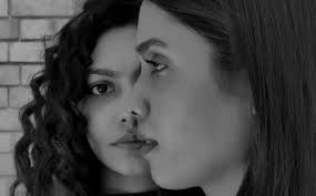 Grayscale Photo of a Pretty Woman · Free Stock Photo