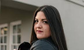 Natalie Bailey's Instagram, Twitter & Facebook